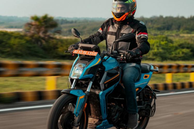 MATTER AERA Geared Electric Motorcycle by MATTER