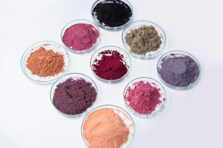 KBCols microbial biocolors for sustainable textile dyeing