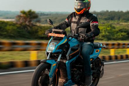 MATTER AERA Geared Electric Motorcycle by MATTER
